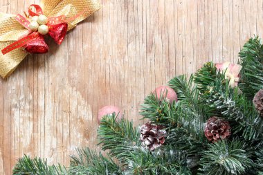Noel ağacı arka plan dekorasyon ahşap tahta üzerinde ile