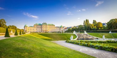 Güzel manzarasına ünlü Schloss Belvedere Viyana, Avusturya