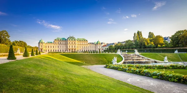 Piękny Widok Słynne Schloss Belvedere Wiedniu Austria — Zdjęcie stockowe