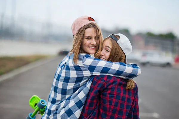 Two Pretty Smiling Blond Girls Wearing Checkered Shirts Caps Denim — Stock Photo, Image