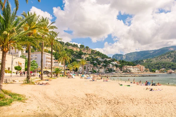 Mallorca Port de Soller güzel plaj.