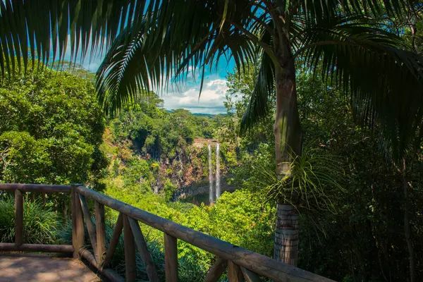 Chamarel şelale Mauritius Adası.