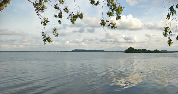 Jezero Večerních Hodinách — Stock fotografie