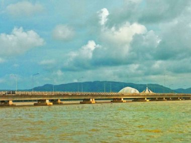 Tayland Güney Köprüsü'nde