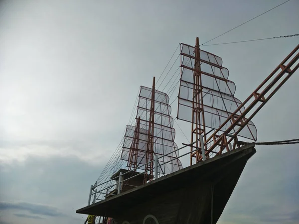 Oud Schip Een Pretpark — Stockfoto