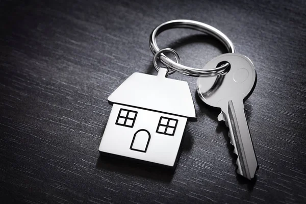 Klíče Domu Dům Tvaru Klíčenky Pozadí Konceptu Pro Real Estate — Stock fotografie