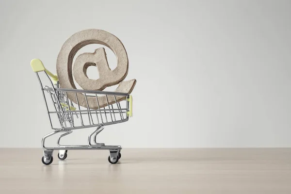 Shopping Cart Mail Symbol Copy Space — Stock Photo, Image