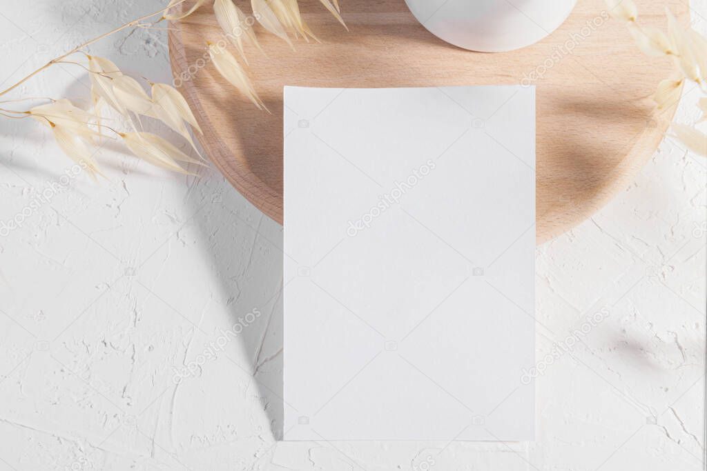 Luxury 5x3,5 Mockup template, empty stationery card with dry plants flower and perfume on a white background and design element for wedding invitation, rsvp, thank you card, greeting, business card