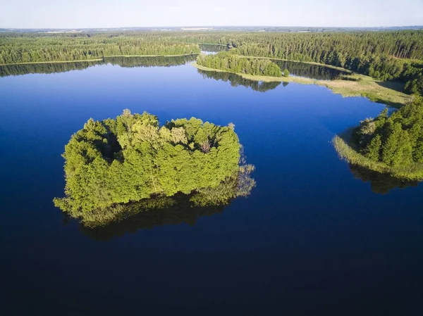 Luftaufnahme Einer Kleinen Unbewohnten Insel Wyspa Pozeracza Serc Auf Einem — Stockfoto