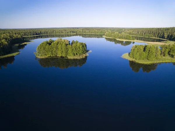 Luchtfoto Van Klein Onbewoond Eiland Wyspa Pozeracza Serc Meer Met — Stockfoto