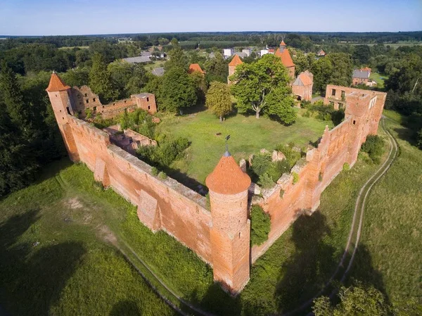 Luftaufnahme Der Ruinen Der Mittelalterlichen Teutonischen Ritterburg Szymbark Polen Ehemals — Stockfoto