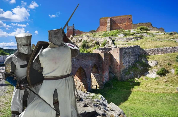 Chevaliers Médiévaux Combattant Par Les Ruines Château Hammershus Les Grandes — Photo