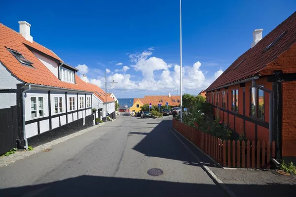 Gudhjem Danemark Août 2018 Maisons Traditionnelles Colombages Colorés Dans Rue — Photo