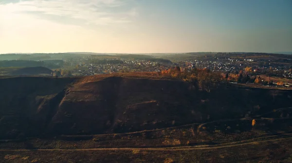 Gün batımında, Ukrayna küçük şehrin panoramik
