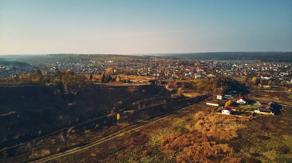 Gün batımında, Ukrayna küçük şehrin panoramik
