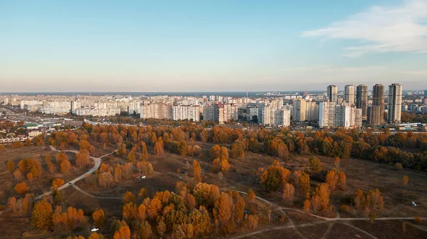 Ukrayna, Kyiv 'deki Troeschina bölgesinde. Hava görüntüsü. 