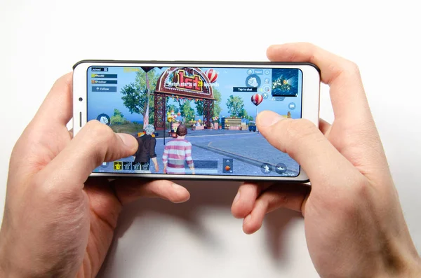 April 2019 Kramatorsk Ukraine Gameplay Game Pubg Mobile White Smartphone — Stock Photo, Image