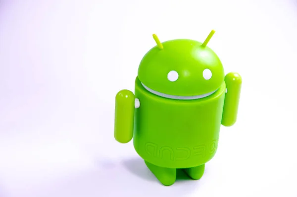 April 2019 Los Angeles Usa Gambar Android Plastik Hijau Pada — Stok Foto