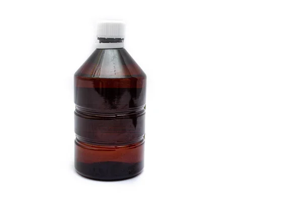 Flaska Kanel Färg Plast Bubbla Vit Bakgrund Med Vit Hatt — Stockfoto