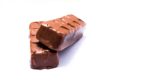 Két Kis Snickers Bár Gramm Súlyú Csomagolás Nélkül Makróban Fekszik — Stock Fotó