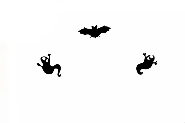 Las Siluetas Halloween Los Fantasmas Murciélago Sobre Fondo Blanco Plano — Foto de Stock