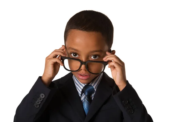 Elegante Niño Afroamericano Con Gafas Traje Negocios Concepto Liderazgo Éxito —  Fotos de Stock