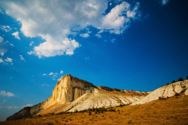 Beyaz Rock Crimea'da, köy beyaz Rock yakınındaki, Belogorsky alan yer alır. Ukrayna.
