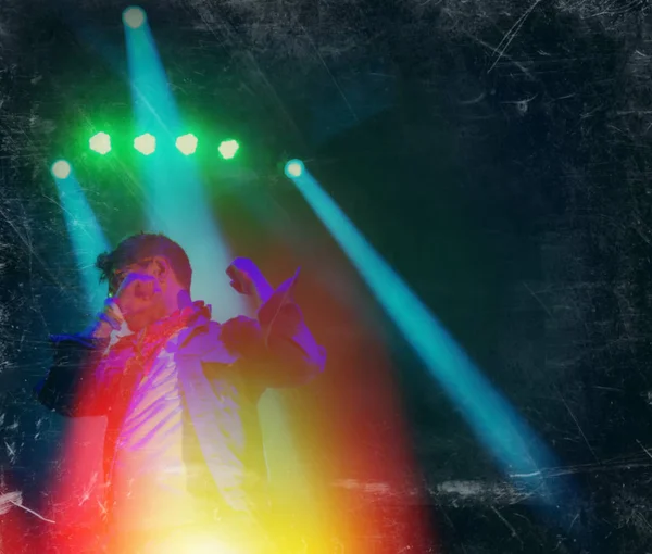 Verschwommener Hintergrund Scheinwerfer Beleuchteten Die Musiker Während Des Konzerts — Stockfoto