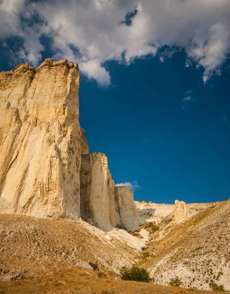 Beyaz Rock Crimea'da, köy beyaz Rock yakınındaki, Belogorsky alan yer alır. Ukrayna.