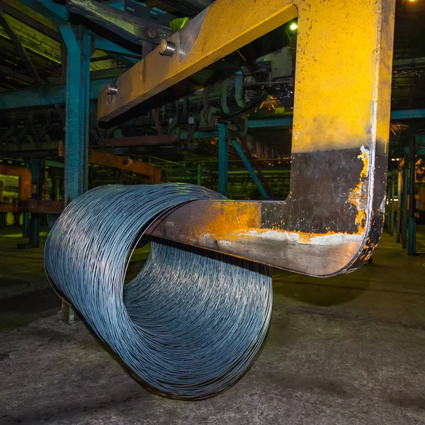 Bay Wire Delivered Warehouse Steel Products — Stock Photo, Image