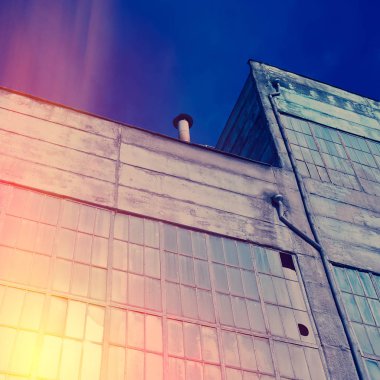 eski endüstriyel yapı parçası