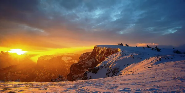 Tramonto Sulle Montagne Neve Inverno — Foto Stock