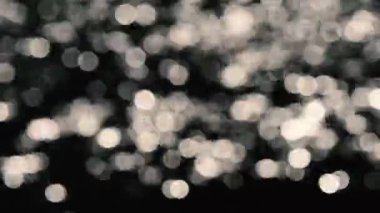 nehrin dalgalı su yüzeyinin sakin görüntüleri