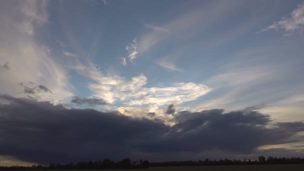 Krásné Barevné Nebe Při Západu Slunce — Stock video