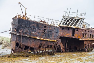 Amadeo Magellan sahil boğaz, paslı savaş gemisi enkazı, Tierra Del Fuego, Şili üzerinde denilen batık
