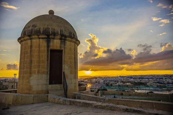 Watch Tower Fort Saint Michael Gardjola Trädgårdar Staden Valletta Vacker — Stockfoto