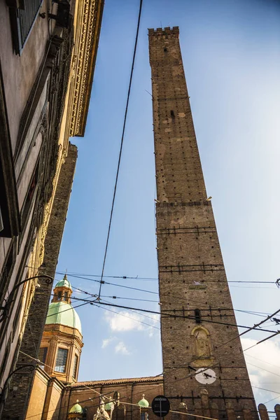 Zicht Bologna Asinelli Toren Van Historische Straat Stad Van Oude — Stockfoto