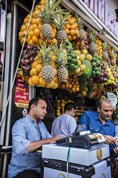 Taze meyve suyu barı Kahire merkezi City, Mısır