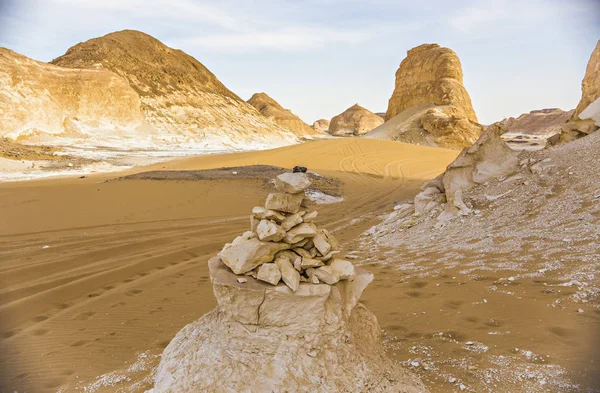 Pouštní Krajina Egyptě Bílá Poušť Egyptě Faráfra Bílé Kameny Žlutý — Stock fotografie