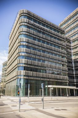 Malmo İsveç'te güneşli günde bina Üniversitesi