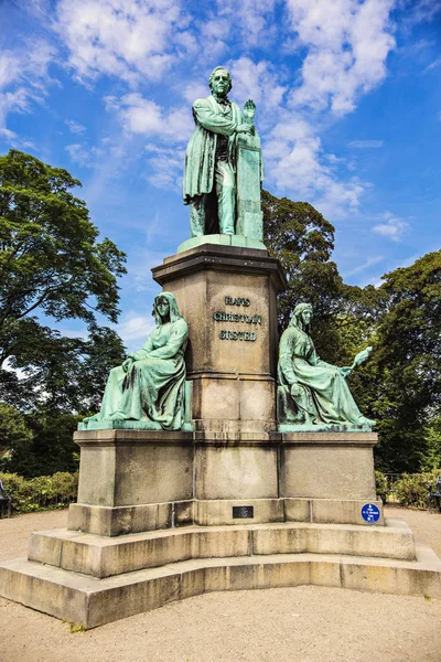 Monumento Hans Christian Orsted Foi Físico Químico Dinamarquês Que Descobriu — Fotografia de Stock