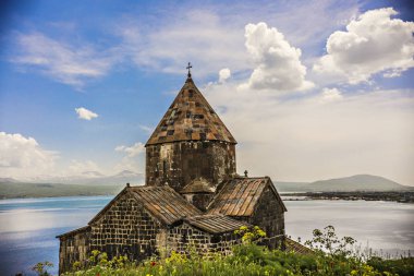 Sevanavank Ermenistan Gegharkunik il, Sevan kasaba çok uzak olmayan Sevan Gölü Kuzeybatı sahilinde bir yarımada üzerinde bulunan manastır bir karmaşık olduğunu.