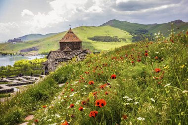 Sevanavank Ermenistan Gegharkunik il, Sevan kasaba çok uzak olmayan Sevan Gölü Kuzeybatı sahilinde bir yarımada üzerinde bulunan manastır bir karmaşık olduğunu.