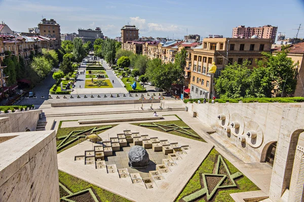 Flygfoto Över Yerevan Staden Från Utsiktspunkten Cascade Konst Komplex Jerevan — Stockfoto