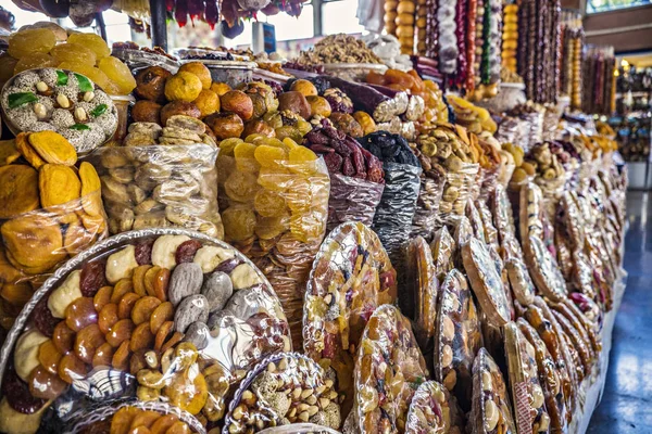 Mercado Tashir Yerevan Grande Variedade Frutas Secas Balcão Mulher Armênia — Fotografia de Stock