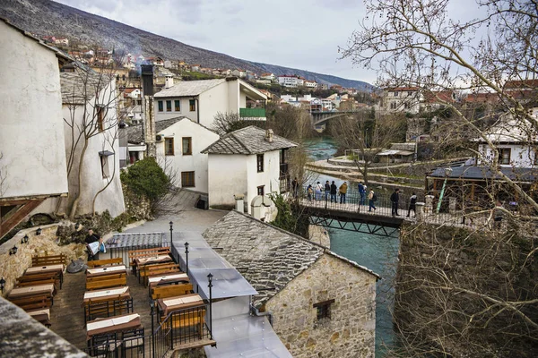 Café Plein Air Dans Rue Étroite Vieille Ville Mostar Bosnie — Photo