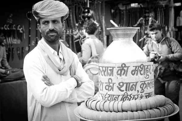 Пушкар Сполучені Штати Америки Гру 2015 Чоловік Продає Індійська Масала — стокове фото