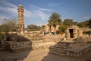 Hindistan 'ın en büyük kalesi olan Rajasthan' daki Chittorgarh kalesindeki insanlar ve UNESCO Dünya Mirası Alanı, Chittaurgarh, Hindistan