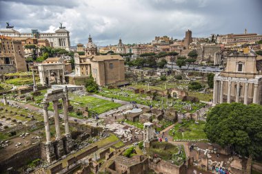 ROME, ITALY - Mayıs 2018: Roma Forumu (Foro Romano) bakış açısı. Antik Roma şehri, İtalya