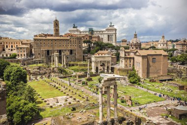 ROME, ITALY - Mayıs 2018: Roma Forumu (Foro Romano) bakış açısı. Antik Roma şehri, İtalya
